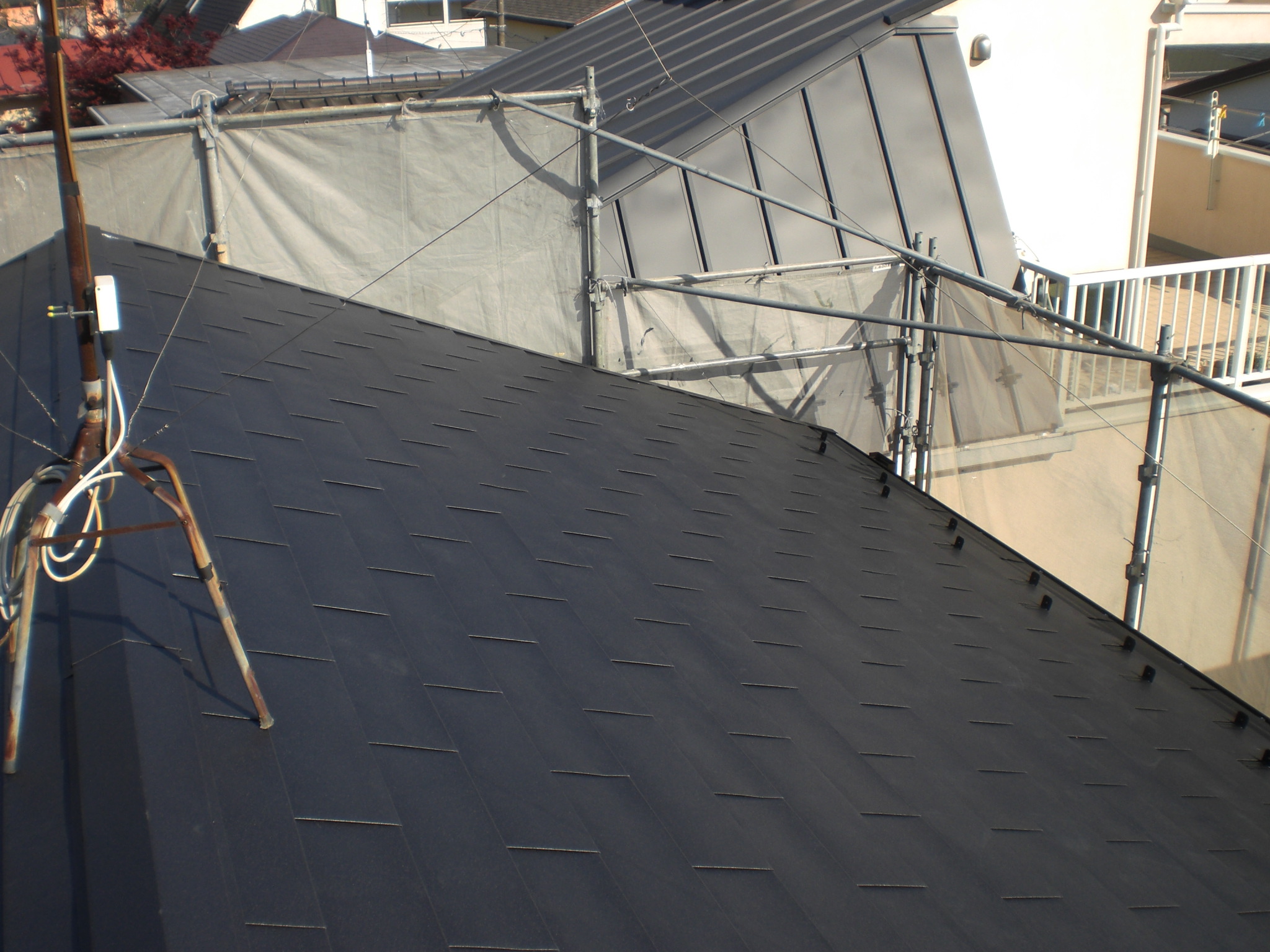 横浜市都筑区にて屋根修理・葺き替え工事〈屋根の軽量化リフォーム〉