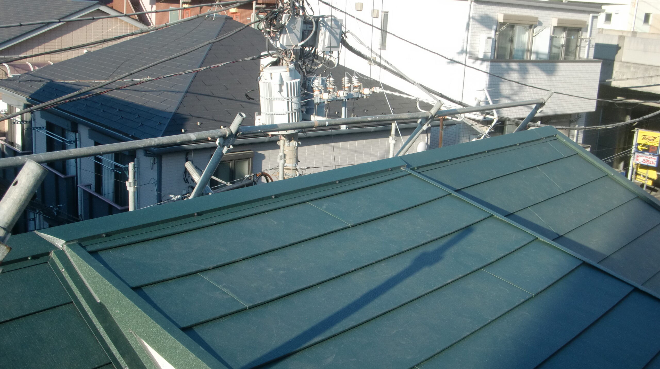 横浜市都筑区にてカバー工法〈賃貸物件の屋根修理〉の施工後写真