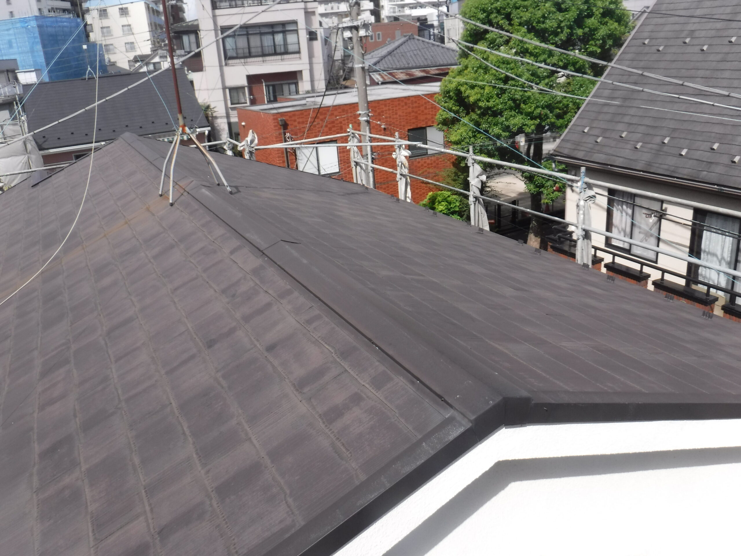横浜市都筑区にてカバー工法〈雨漏り予防の屋根修理〉の施工前写真